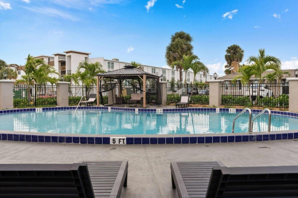 Super 8 by Wyndham Kissimmee-Orlando Image 16