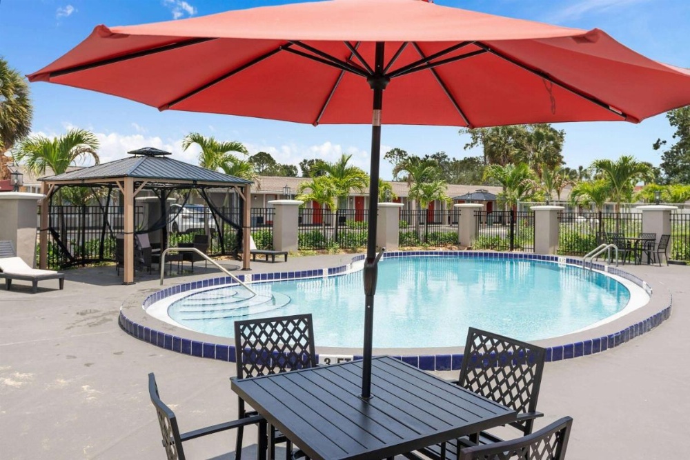Super 8 by Wyndham Kissimmee-Orlando Image 19