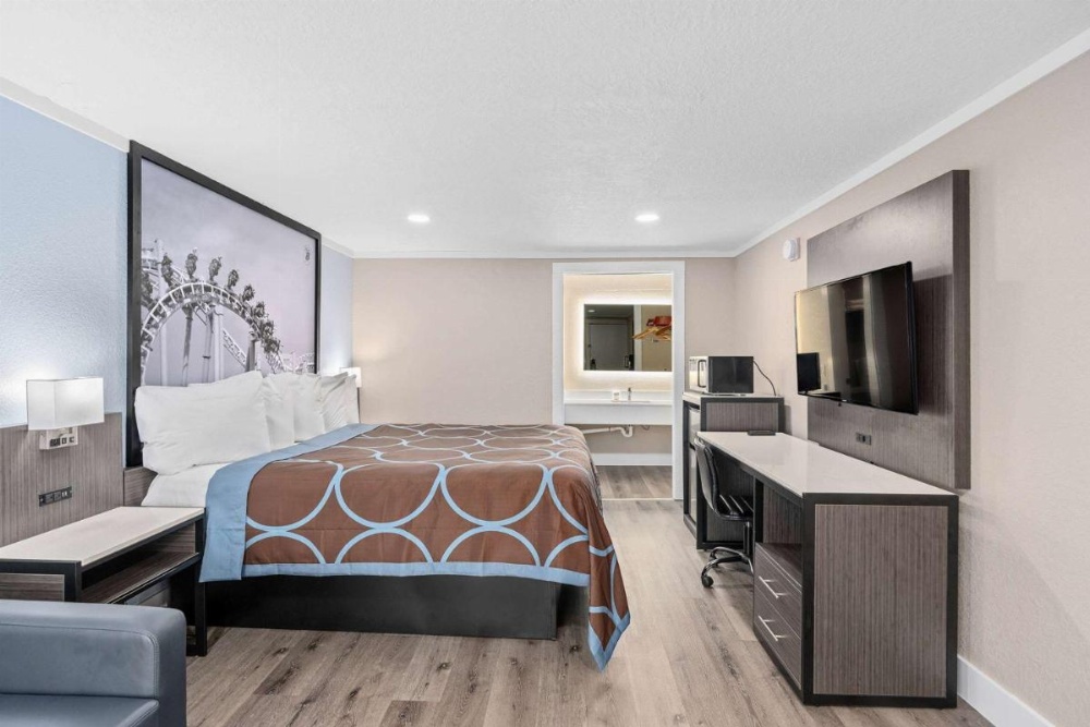 Super 8 by Wyndham Kissimmee-Orlando Image 32